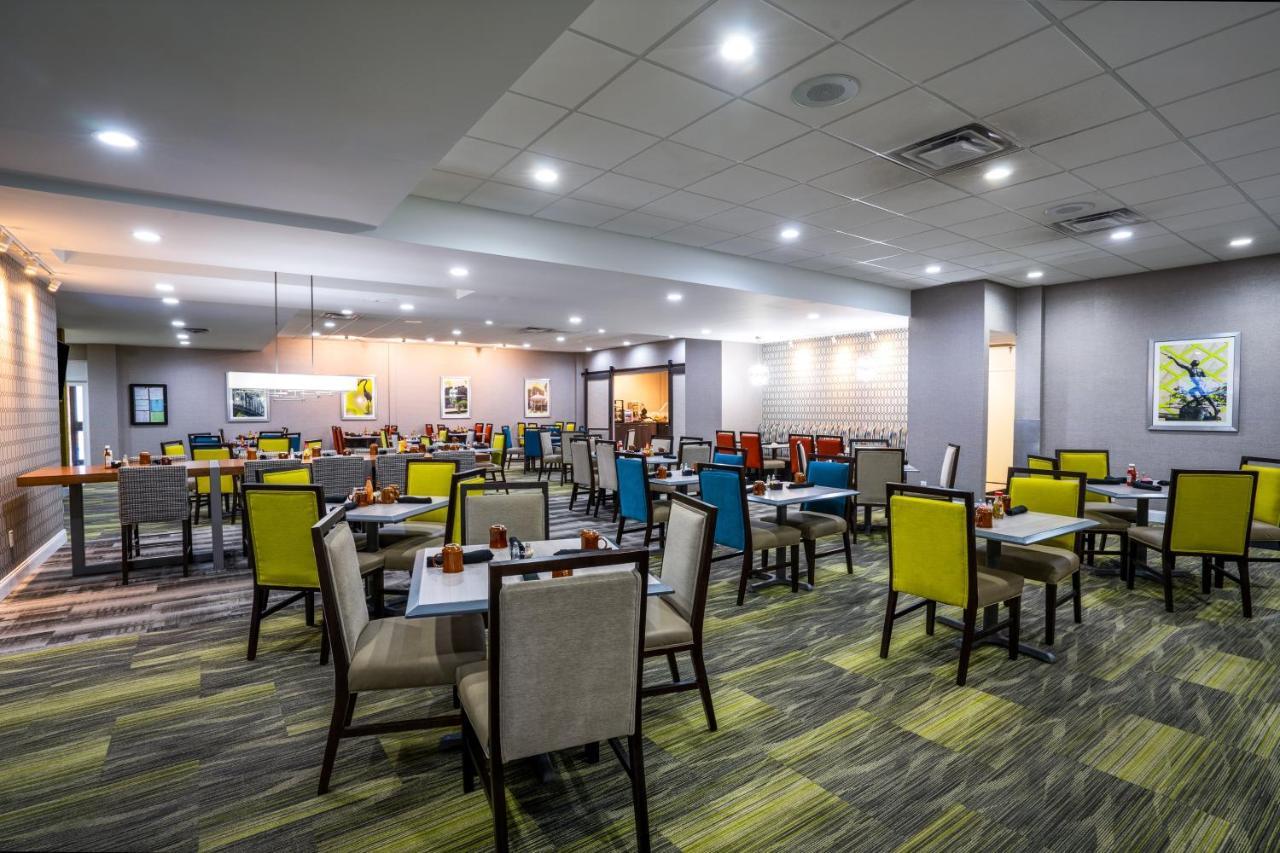 Holiday Inn Huntsville - Research Park By Ihg Exterior foto